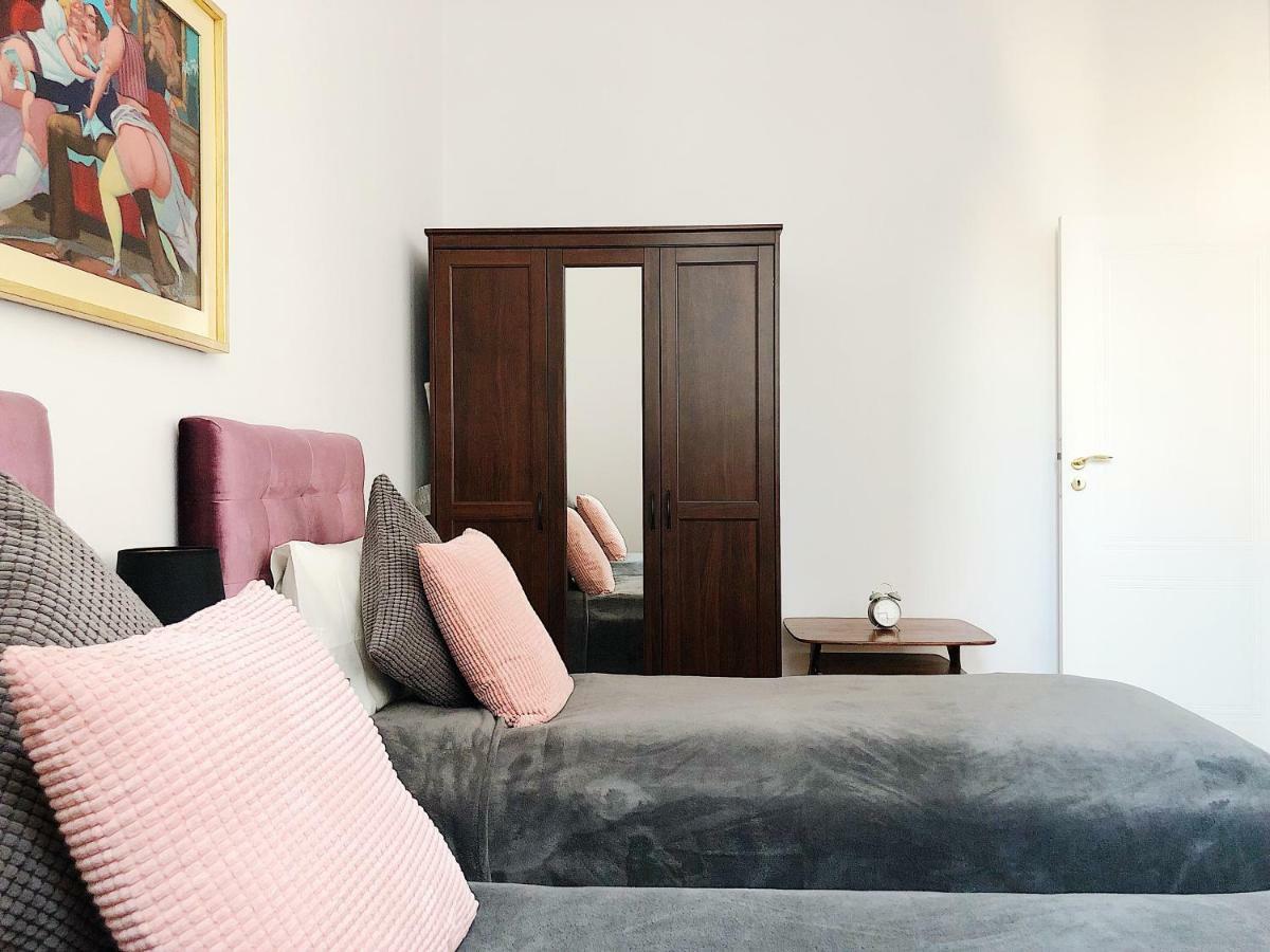 Tcf Home - Big Apartment With Free Garage Краков Экстерьер фото