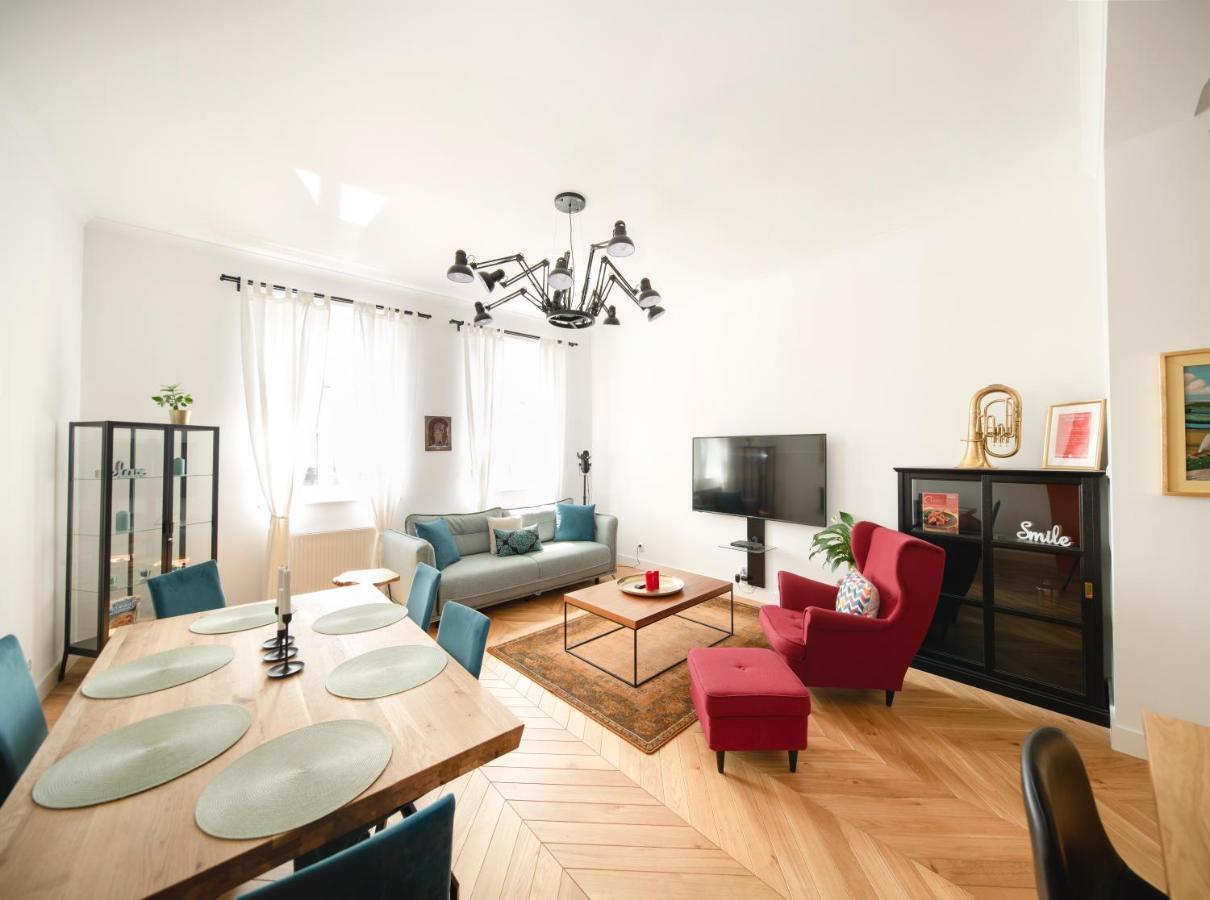 Tcf Home - Big Apartment With Free Garage Краков Экстерьер фото